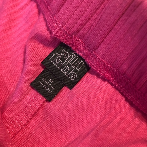 New Wild Fable Women Flare Pants Size medium - Picture 4 of 10